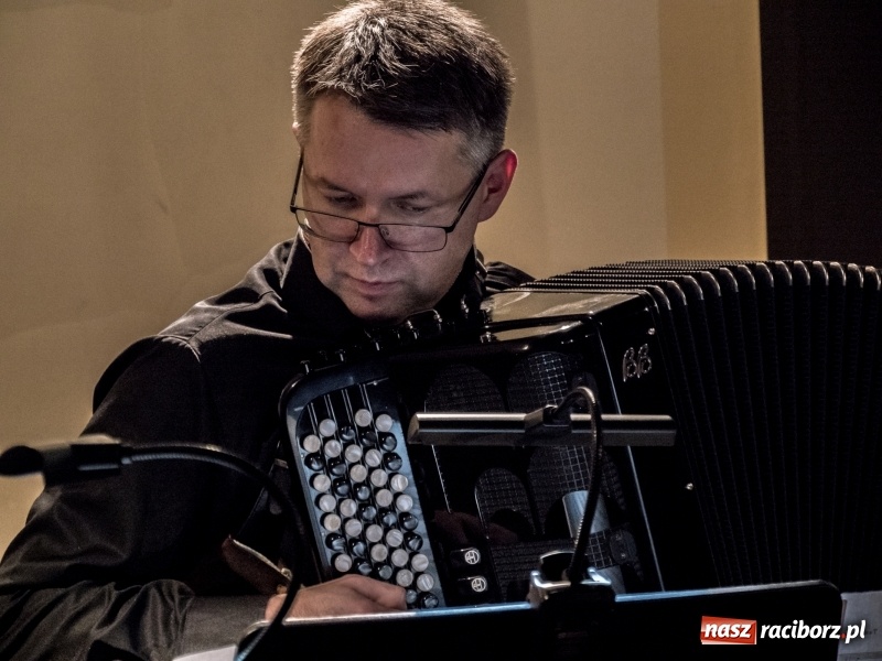 Zdjęcie w galerii na portalu naszraciborz.pl: Raciborski konkurs akordeonowy. Amalgalis na finał  wiadomości z regionu