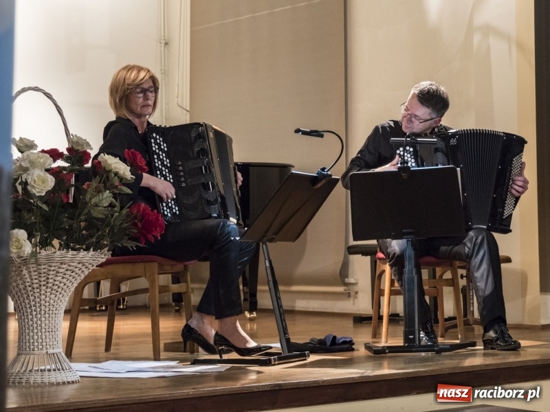Zdjęcie w galerii na portalu naszraciborz.pl: Raciborski konkurs akordeonowy. Amalgalis na finał  wiadomości z regionu