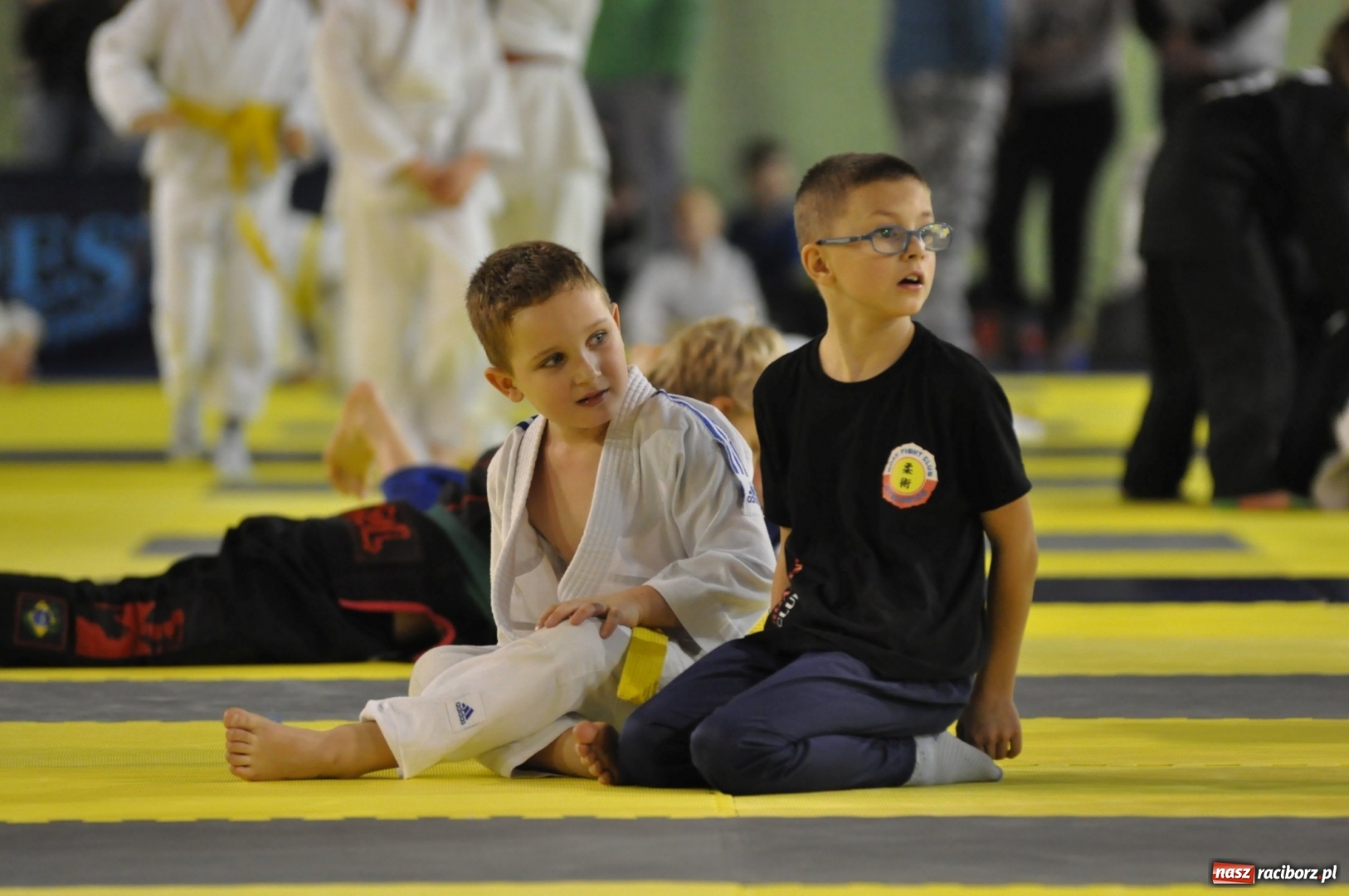 Zdjęcie w galerii na portalu naszraciborz.pl: Ogólnopolska liga dzieci i młodzieży w ju-jitsu na matach w Kuźni Raciborskiej wiadomości z regionu