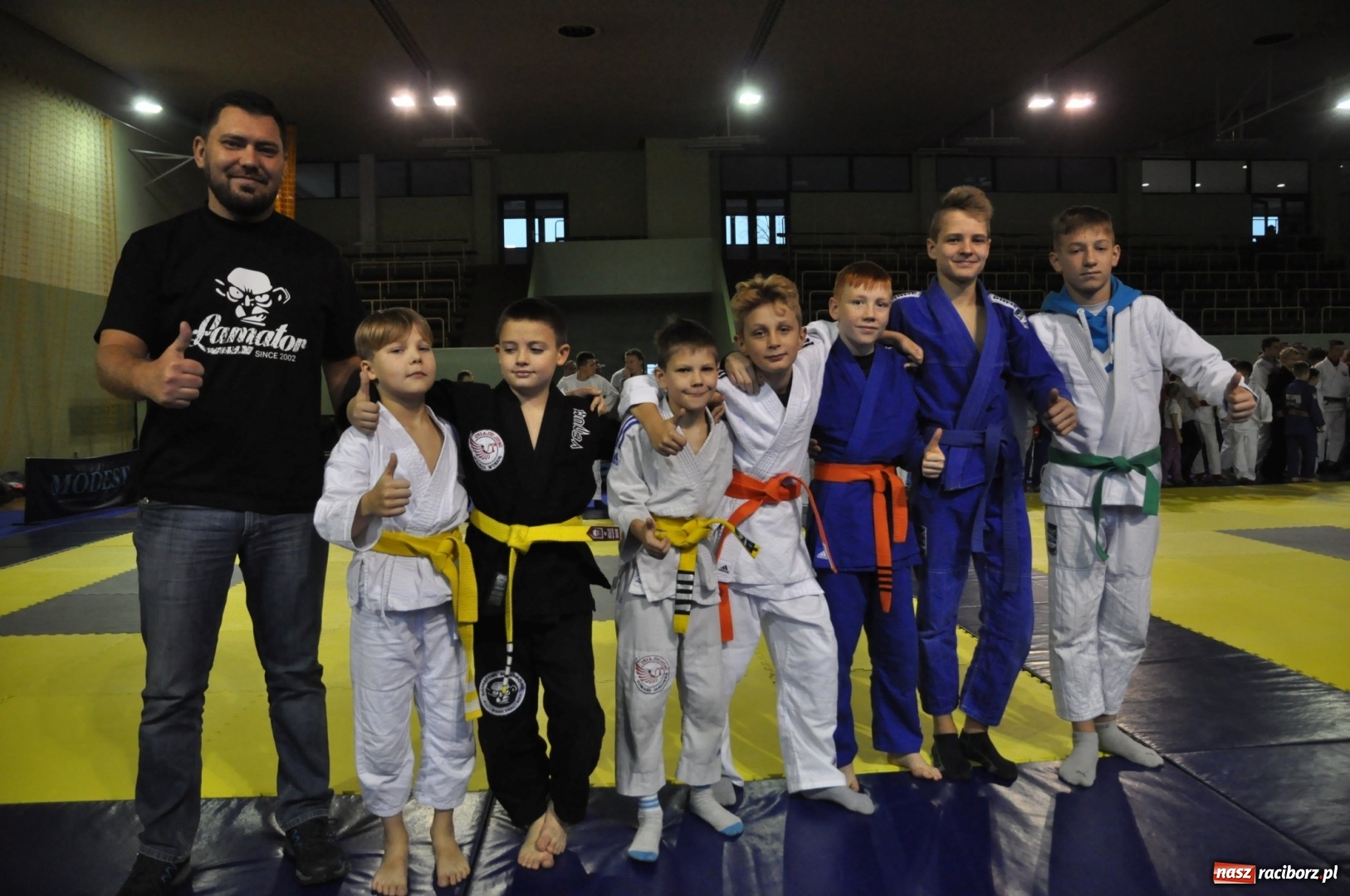 Zdjęcie w galerii na portalu naszraciborz.pl: Ogólnopolska liga dzieci i młodzieży w ju-jitsu na matach w Kuźni Raciborskiej wiadomości z regionu