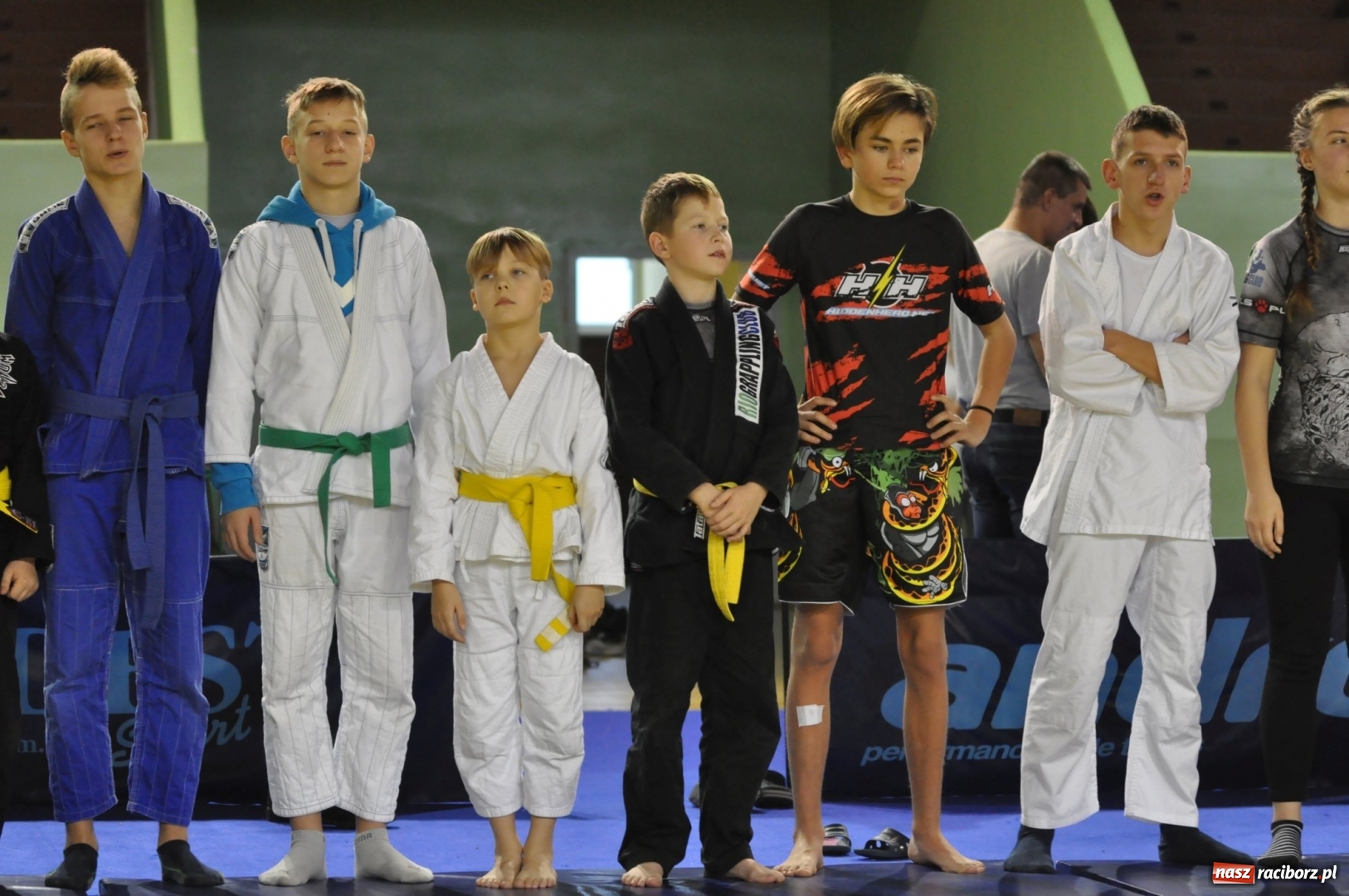 Zdjęcie w galerii na portalu naszraciborz.pl: Ogólnopolska liga dzieci i młodzieży w ju-jitsu na matach w Kuźni Raciborskiej wiadomości z regionu