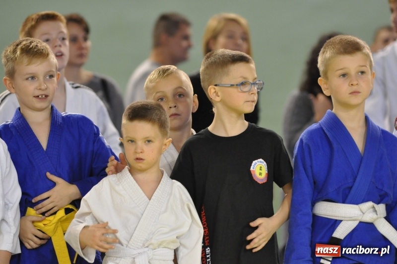 Zdjęcie w galerii na portalu naszraciborz.pl: Ogólnopolska liga dzieci i młodzieży w ju-jitsu na matach w Kuźni Raciborskiej wiadomości z regionu