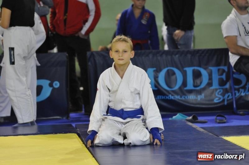 Zdjęcie w galerii na portalu naszraciborz.pl: Ogólnopolska liga dzieci i młodzieży w ju-jitsu na matach w Kuźni Raciborskiej wiadomości z regionu