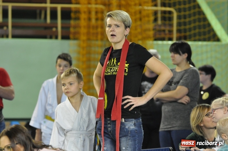 Zdjęcie w galerii na portalu naszraciborz.pl: Ogólnopolska liga dzieci i młodzieży w ju-jitsu na matach w Kuźni Raciborskiej wiadomości z regionu