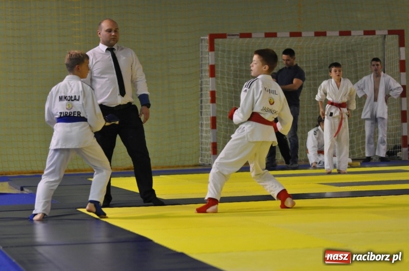 Zdjęcie w galerii na portalu naszraciborz.pl: Ogólnopolska liga dzieci i młodzieży w ju-jitsu na matach w Kuźni Raciborskiej wiadomości z regionu