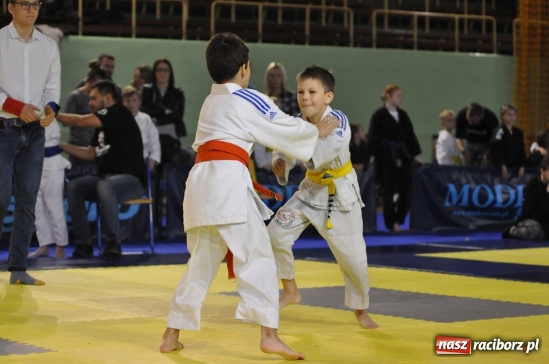 Zdjęcie w galerii na portalu naszraciborz.pl: Ogólnopolska liga dzieci i młodzieży w ju-jitsu na matach w Kuźni Raciborskiej wiadomości z regionu