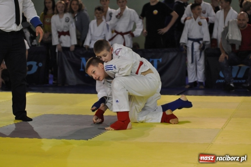 Zdjęcie w galerii na portalu naszraciborz.pl: Ogólnopolska liga dzieci i młodzieży w ju-jitsu na matach w Kuźni Raciborskiej wiadomości z regionu