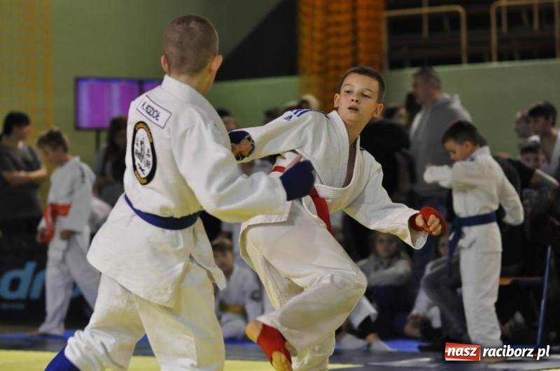 Zdjęcie w galerii na portalu naszraciborz.pl: Ogólnopolska liga dzieci i młodzieży w ju-jitsu na matach w Kuźni Raciborskiej wiadomości z regionu