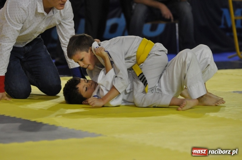 Zdjęcie w galerii na portalu naszraciborz.pl: Ogólnopolska liga dzieci i młodzieży w ju-jitsu na matach w Kuźni Raciborskiej wiadomości z regionu