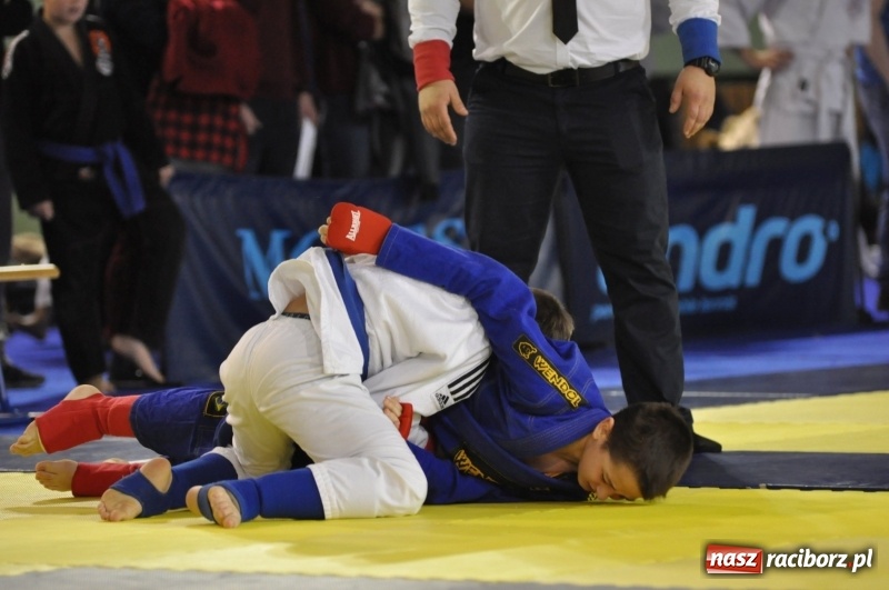 Zdjęcie w galerii na portalu naszraciborz.pl: Ogólnopolska liga dzieci i młodzieży w ju-jitsu na matach w Kuźni Raciborskiej wiadomości z regionu