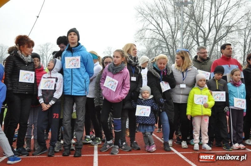 Zdjęcie w galerii na portalu naszraciborz.pl: Blisko trzystu uczestników Biegu dla Ani FOTO i WIDEO wiadomości z regionu