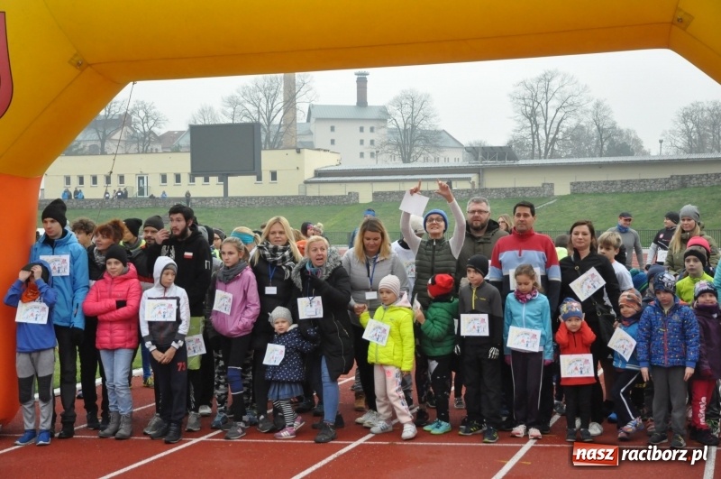 Zdjęcie w galerii na portalu naszraciborz.pl: Blisko trzystu uczestników Biegu dla Ani FOTO i WIDEO wiadomości z regionu