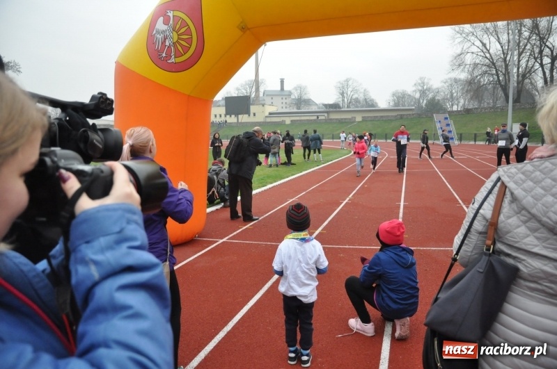Zdjęcie w galerii na portalu naszraciborz.pl: Blisko trzystu uczestników Biegu dla Ani FOTO i WIDEO wiadomości z regionu