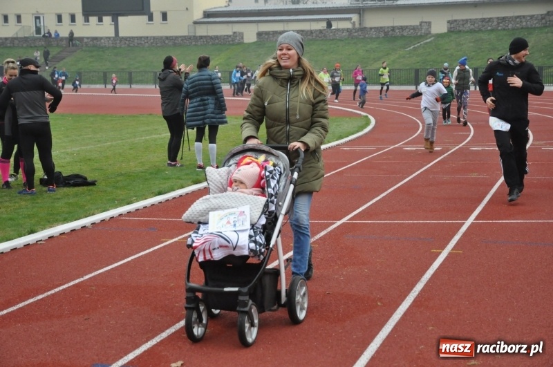 Zdjęcie w galerii na portalu naszraciborz.pl: Blisko trzystu uczestników Biegu dla Ani FOTO i WIDEO wiadomości z regionu