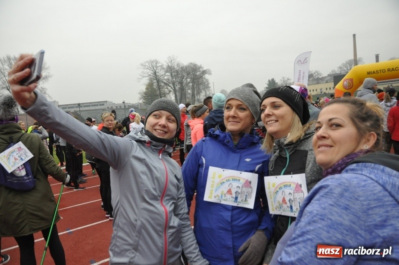 Zdjęcie w galerii na portalu naszraciborz.pl: Blisko trzystu uczestników Biegu dla Ani FOTO i WIDEO wiadomości z regionu