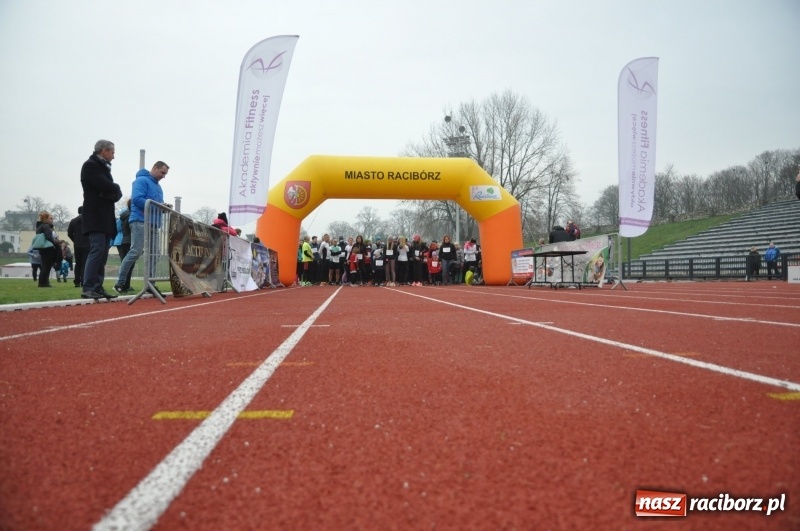 Zdjęcie w galerii na portalu naszraciborz.pl: Blisko trzystu uczestników Biegu dla Ani FOTO i WIDEO wiadomości z regionu
