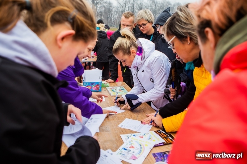 Zdjęcie w galerii na portalu naszraciborz.pl: Blisko trzystu uczestników Biegu dla Ani FOTO i WIDEO wiadomości z regionu