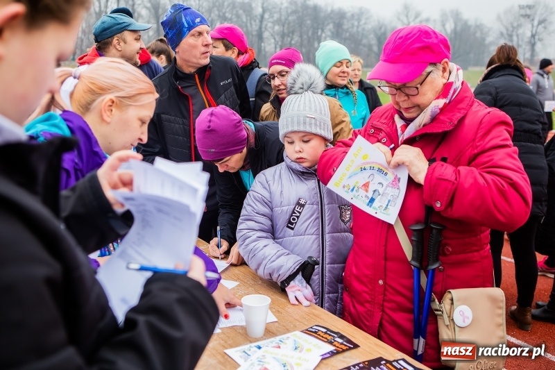 Zdjęcie w galerii na portalu naszraciborz.pl: Blisko trzystu uczestników Biegu dla Ani FOTO i WIDEO wiadomości z regionu