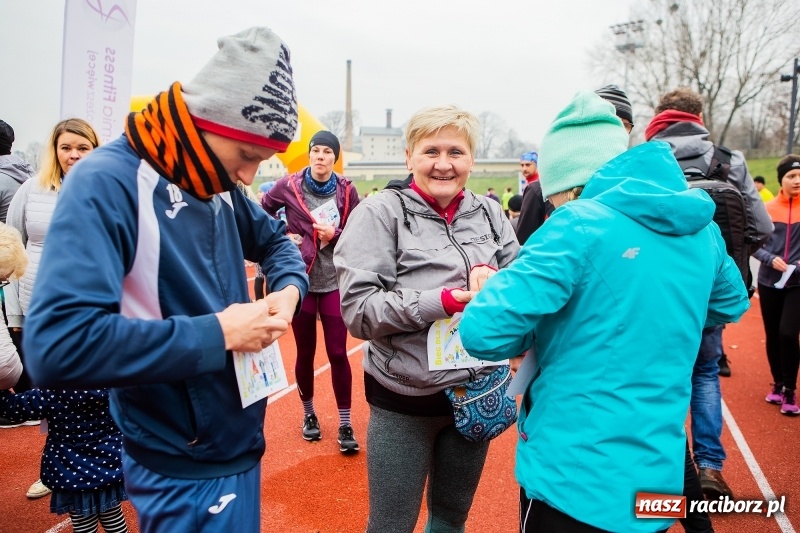 Zdjęcie w galerii na portalu naszraciborz.pl: Blisko trzystu uczestników Biegu dla Ani FOTO i WIDEO wiadomości z regionu