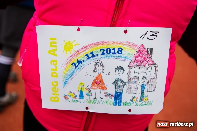 Zdjęcie w galerii na portalu naszraciborz.pl: Blisko trzystu uczestników Biegu dla Ani FOTO i WIDEO wiadomości z regionu