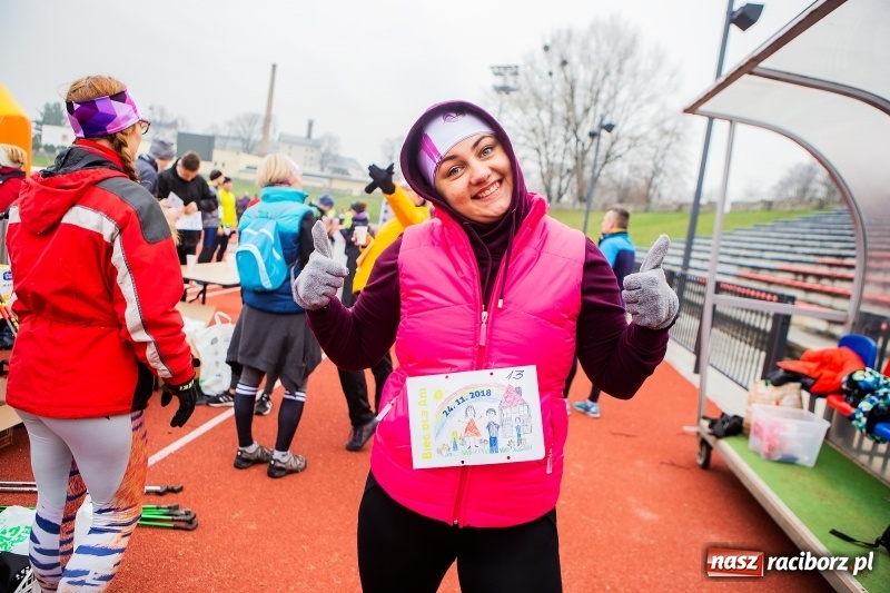 Zdjęcie w galerii na portalu naszraciborz.pl: Blisko trzystu uczestników Biegu dla Ani FOTO i WIDEO wiadomości z regionu