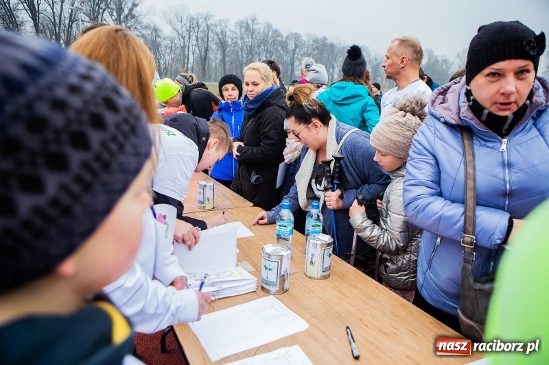 Zdjęcie w galerii na portalu naszraciborz.pl: Blisko trzystu uczestników Biegu dla Ani FOTO i WIDEO wiadomości z regionu