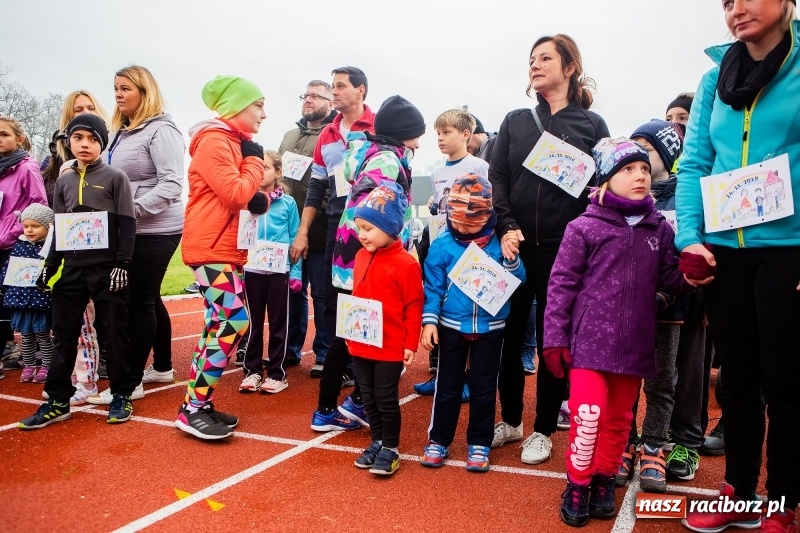 Zdjęcie w galerii na portalu naszraciborz.pl: Blisko trzystu uczestników Biegu dla Ani FOTO i WIDEO wiadomości z regionu