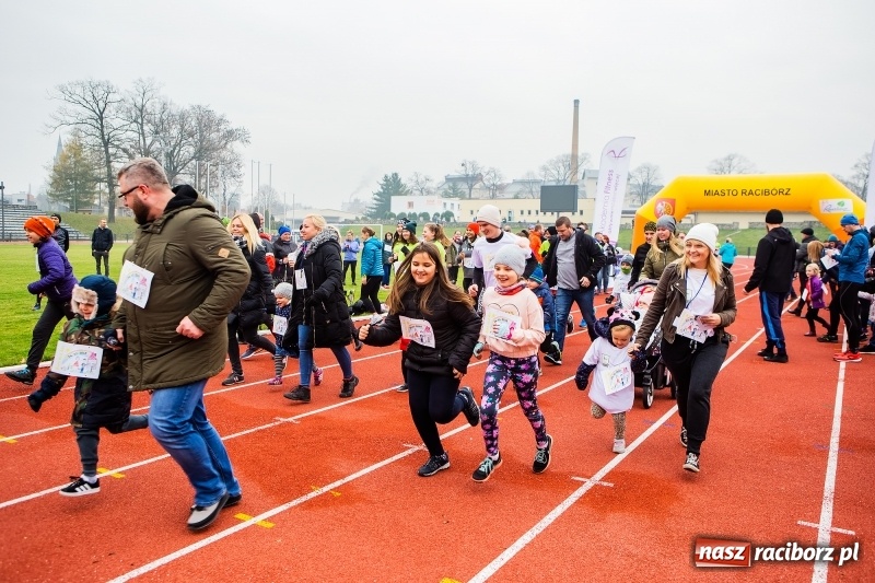 Zdjęcie w galerii na portalu naszraciborz.pl: Blisko trzystu uczestników Biegu dla Ani FOTO i WIDEO wiadomości z regionu