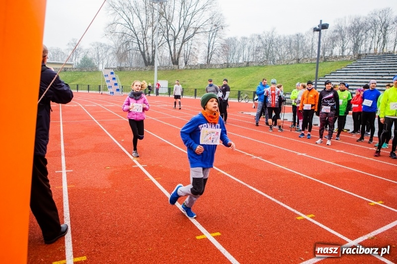 Zdjęcie w galerii na portalu naszraciborz.pl: Blisko trzystu uczestników Biegu dla Ani FOTO i WIDEO wiadomości z regionu