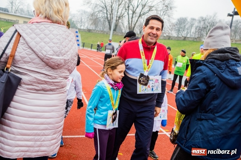 Zdjęcie w galerii na portalu naszraciborz.pl: Blisko trzystu uczestników Biegu dla Ani FOTO i WIDEO wiadomości z regionu
