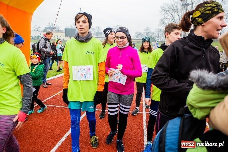 Zdjęcie w galerii na portalu naszraciborz.pl: Blisko trzystu uczestników Biegu dla Ani FOTO i WIDEO wiadomości z regionu
