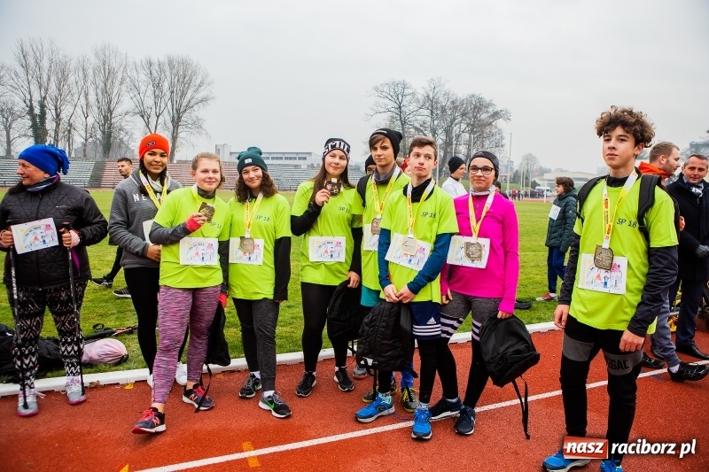 Zdjęcie w galerii na portalu naszraciborz.pl: Blisko trzystu uczestników Biegu dla Ani FOTO i WIDEO wiadomości z regionu