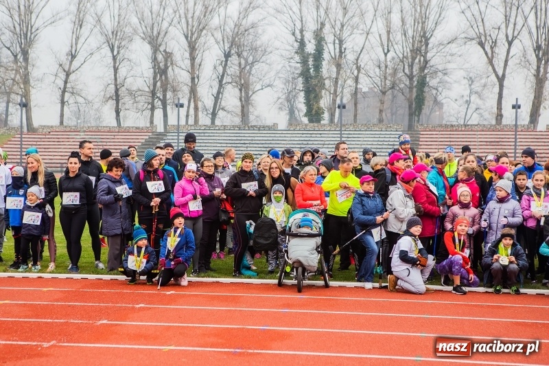 Zdjęcie w galerii na portalu naszraciborz.pl: Blisko trzystu uczestników Biegu dla Ani FOTO i WIDEO wiadomości z regionu