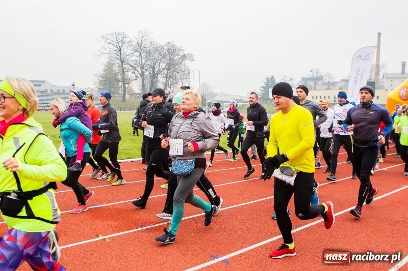 Zdjęcie w galerii na portalu naszraciborz.pl: Blisko trzystu uczestników Biegu dla Ani FOTO i WIDEO wiadomości z regionu