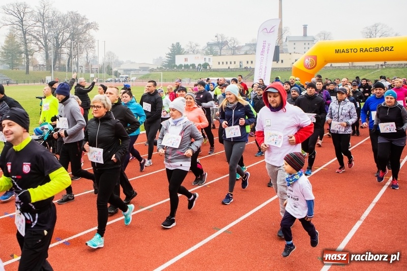 Zdjęcie w galerii na portalu naszraciborz.pl: Blisko trzystu uczestników Biegu dla Ani FOTO i WIDEO wiadomości z regionu