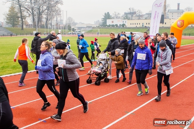 Zdjęcie w galerii na portalu naszraciborz.pl: Blisko trzystu uczestników Biegu dla Ani FOTO i WIDEO wiadomości z regionu