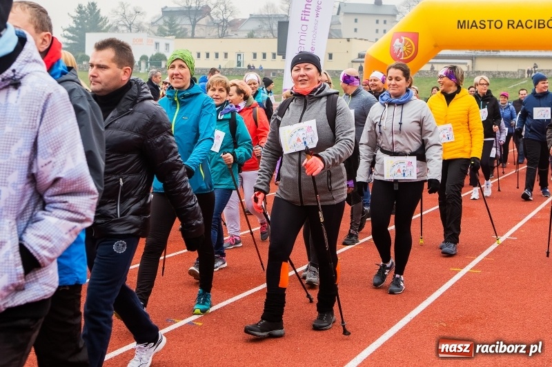 Zdjęcie w galerii na portalu naszraciborz.pl: Blisko trzystu uczestników Biegu dla Ani FOTO i WIDEO wiadomości z regionu