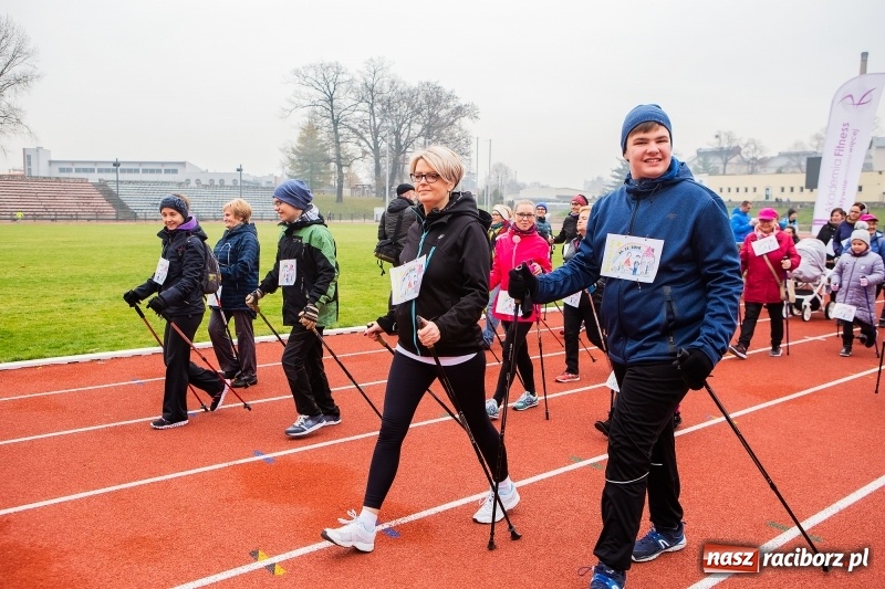 Zdjęcie w galerii na portalu naszraciborz.pl: Blisko trzystu uczestników Biegu dla Ani FOTO i WIDEO wiadomości z regionu