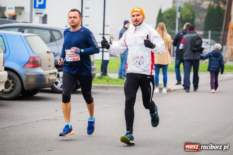 Zdjęcie w galerii na portalu naszraciborz.pl: Blisko trzystu uczestników Biegu dla Ani FOTO i WIDEO wiadomości z regionu