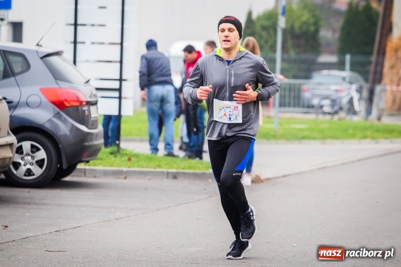 Zdjęcie w galerii na portalu naszraciborz.pl: Blisko trzystu uczestników Biegu dla Ani FOTO i WIDEO wiadomości z regionu