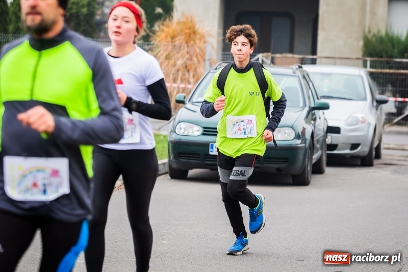 Zdjęcie w galerii na portalu naszraciborz.pl: Blisko trzystu uczestników Biegu dla Ani FOTO i WIDEO wiadomości z regionu