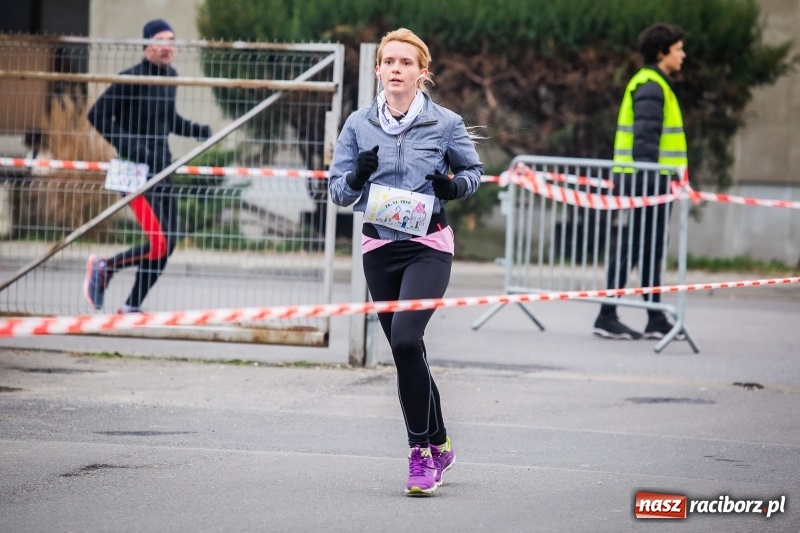 Zdjęcie w galerii na portalu naszraciborz.pl: Blisko trzystu uczestników Biegu dla Ani FOTO i WIDEO wiadomości z regionu