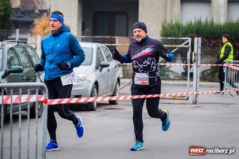Zdjęcie w galerii na portalu naszraciborz.pl: Blisko trzystu uczestników Biegu dla Ani FOTO i WIDEO wiadomości z regionu