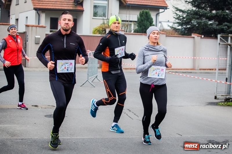 Zdjęcie w galerii na portalu naszraciborz.pl: Blisko trzystu uczestników Biegu dla Ani FOTO i WIDEO wiadomości z regionu