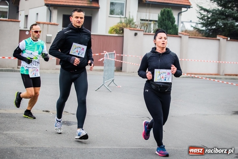 Zdjęcie w galerii na portalu naszraciborz.pl: Blisko trzystu uczestników Biegu dla Ani FOTO i WIDEO wiadomości z regionu