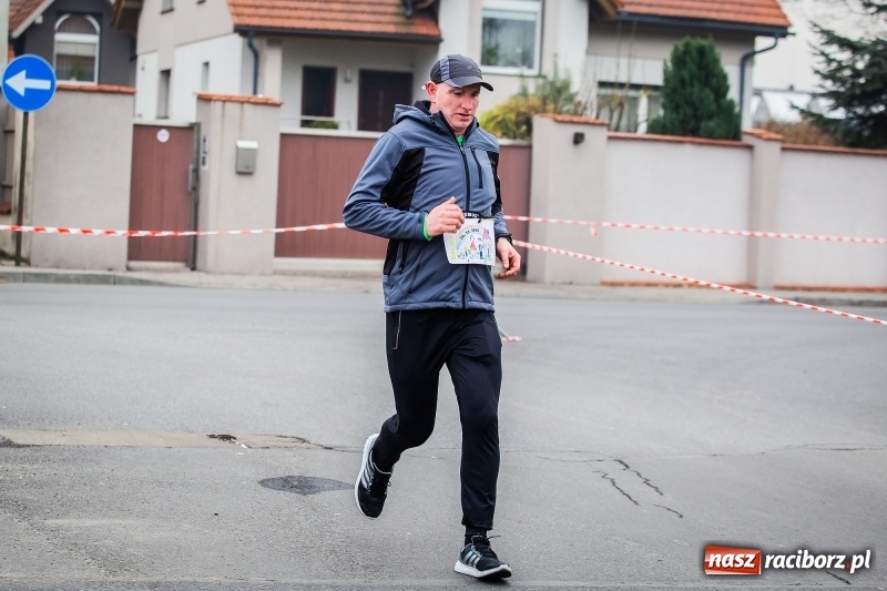 Zdjęcie w galerii na portalu naszraciborz.pl: Blisko trzystu uczestników Biegu dla Ani FOTO i WIDEO wiadomości z regionu