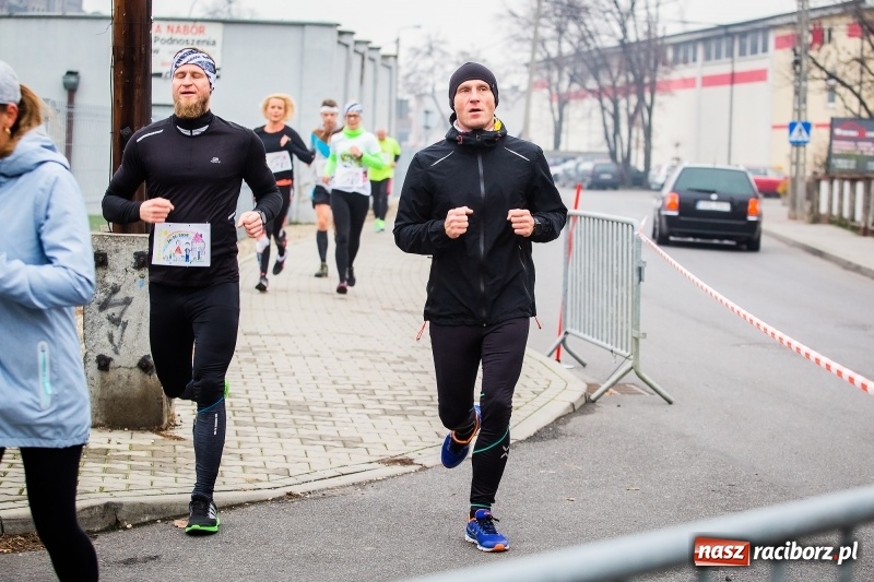Zdjęcie w galerii na portalu naszraciborz.pl: Blisko trzystu uczestników Biegu dla Ani FOTO i WIDEO wiadomości z regionu