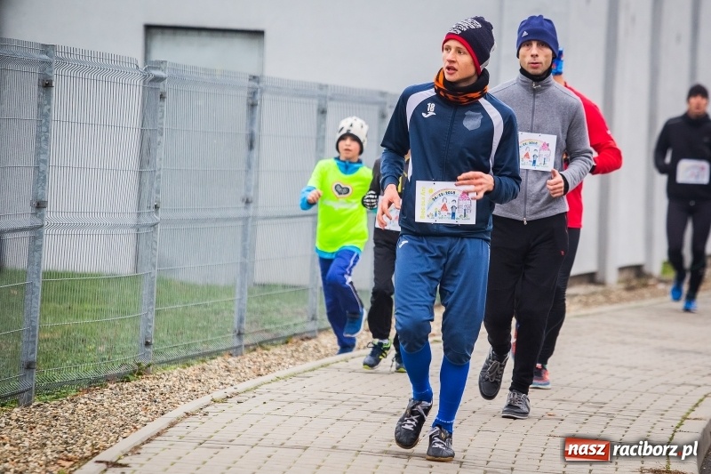 Zdjęcie w galerii na portalu naszraciborz.pl: Blisko trzystu uczestników Biegu dla Ani FOTO i WIDEO wiadomości z regionu