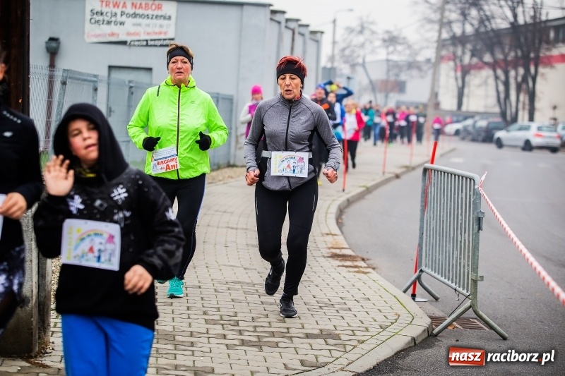 Zdjęcie w galerii na portalu naszraciborz.pl: Blisko trzystu uczestników Biegu dla Ani FOTO i WIDEO wiadomości z regionu