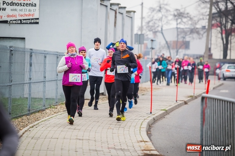 Zdjęcie w galerii na portalu naszraciborz.pl: Blisko trzystu uczestników Biegu dla Ani FOTO i WIDEO wiadomości z regionu